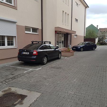 Schiller Apartment 57 - Free Private Parking Brașov Exterior foto